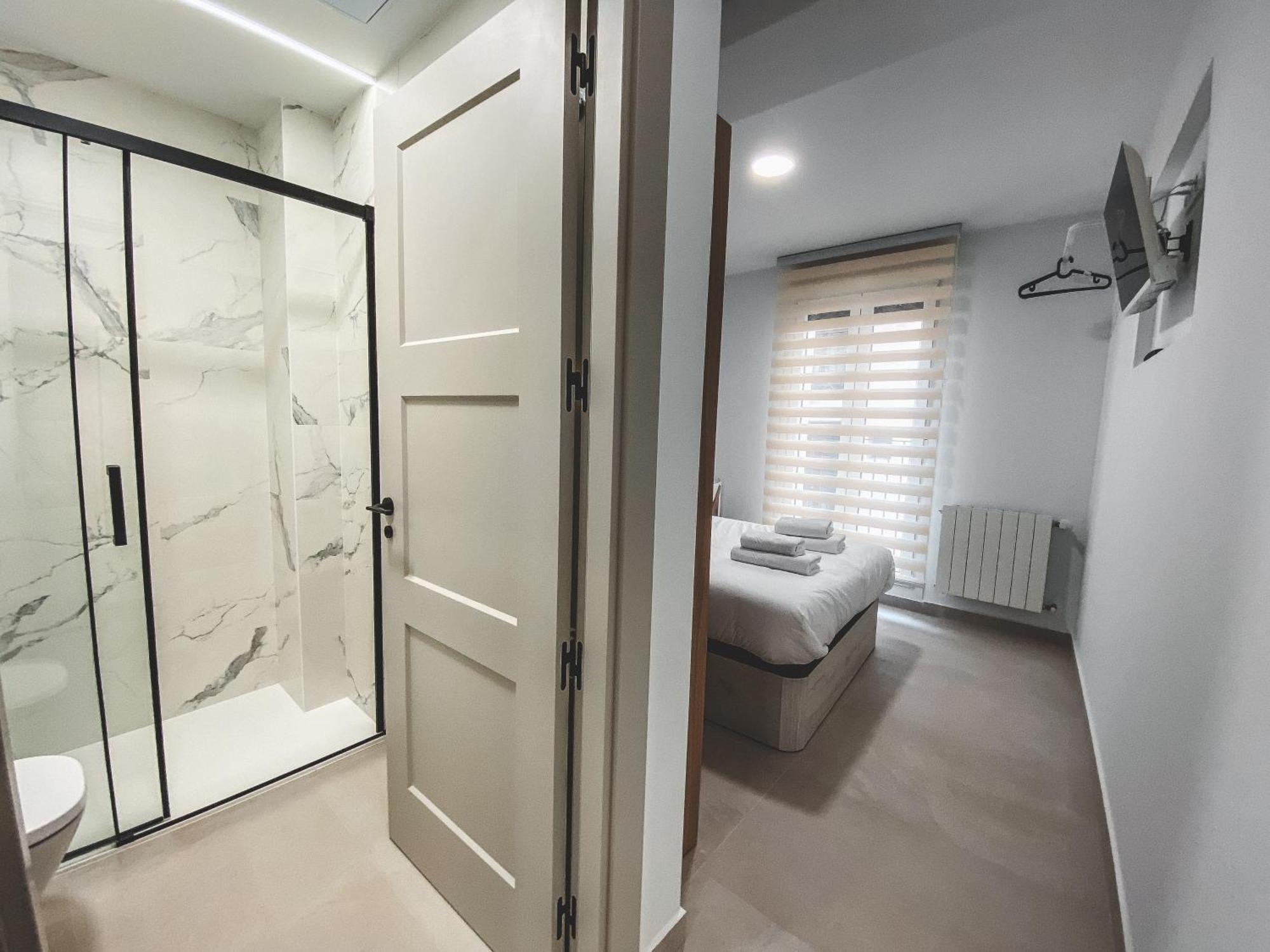 Casa San Juan - Habitaciones Privadas Logrono Exterior photo